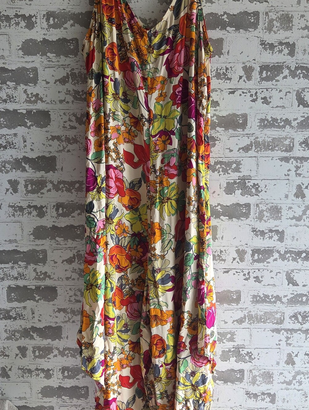 Ivy Street Retro Vibrant Floral Romper XL Boho Rayon Wide Leg Asymmetrical